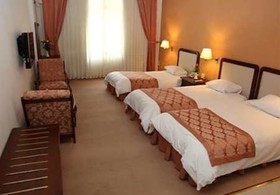    خبر ساخت 10 هتل 5 ستاره اصفهان