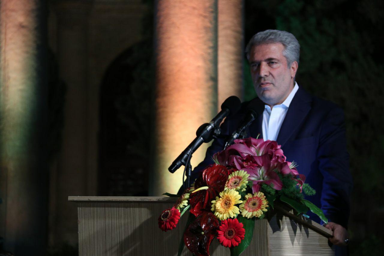    خبر معاون رئیس جمهوری: حافظ، سفیر صلح و دوستی ایرانیان و جهانیان است