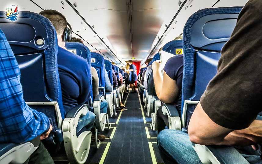    خبر چرا صندلی هواپیماها آبی رنگ است؟