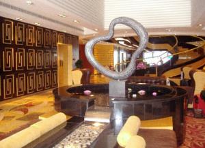 تور دبی هتل رین تری - آژانس مسافرتی و هواپیمایی آفتاب ساحل آبی