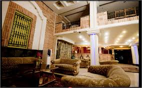 تور شیراز هتل ارگ - آژانس مسافرتی و هواپیمایی آفتاب ساحل آبی