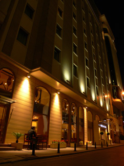 تور ترکیه هتل فرونیا - آژانس مسافرتی و هواپیمایی آفتاب ساحل آبی