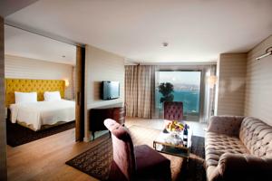 تور ترکیه هتل اپرا - آژانس مسافرتی و هواپیمایی آفتاب ساحل آبی
