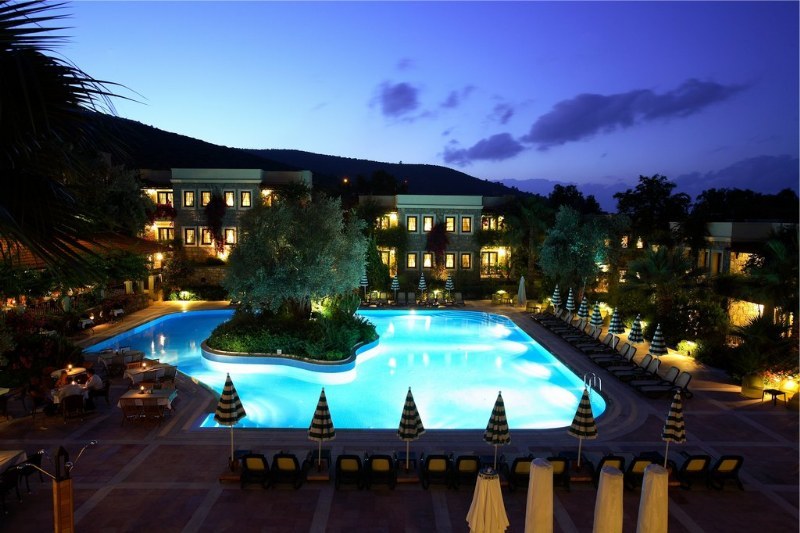 تور ترکیه هتل زیتنادا - آژانس مسافرتی و هواپیمایی آفتاب ساحل آبی